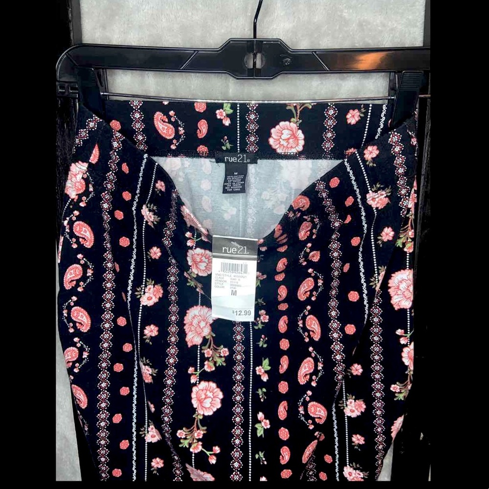 Rue21 Floral Pencil Skirt